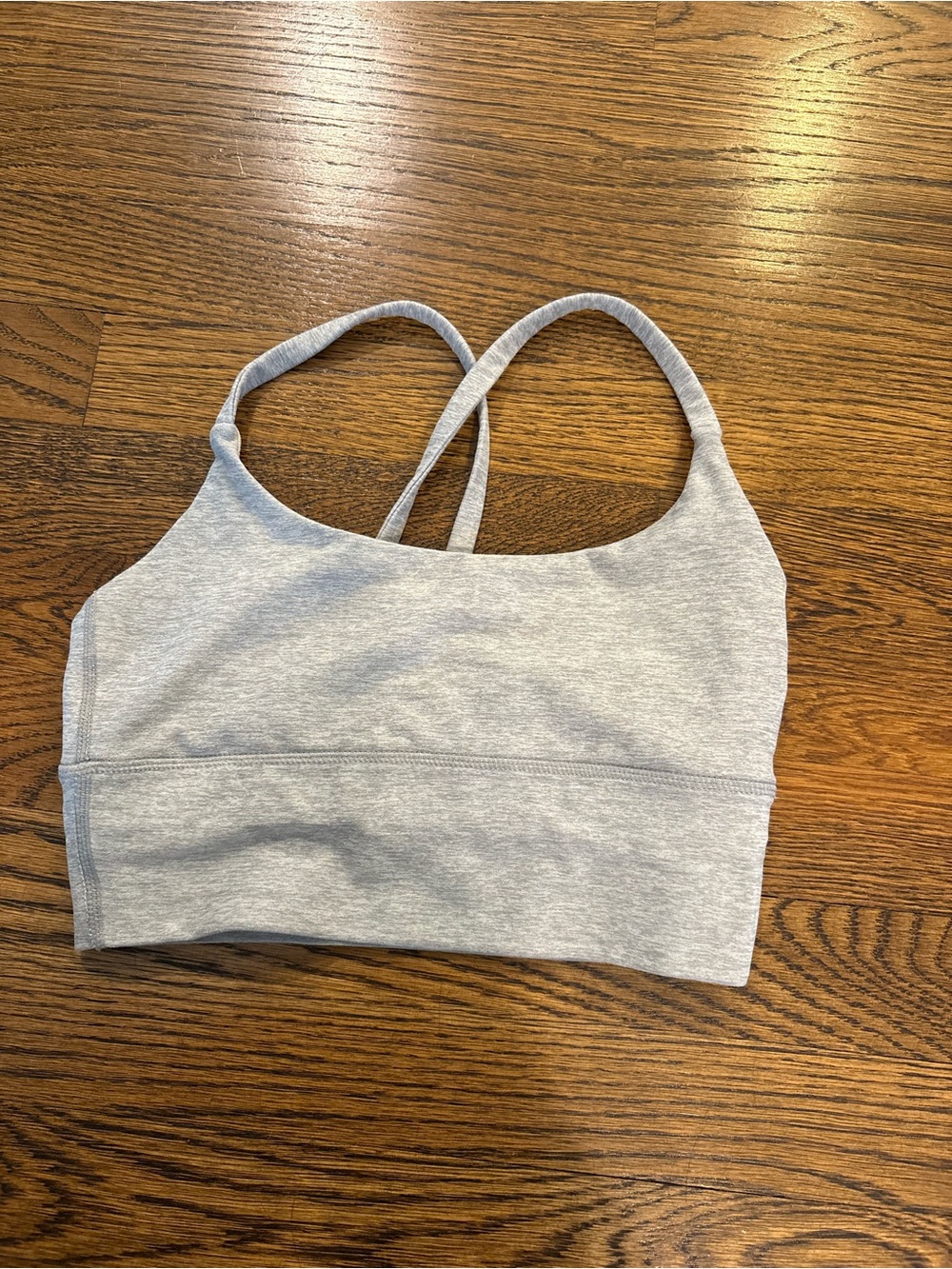 Vuori Light Gray Women's Cross-Back Sports Bralette, xS/s